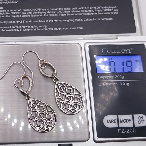 Silver drop Earrings - Picture 8 of 9